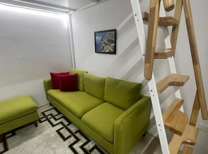 Comfy Close To Park Tirana