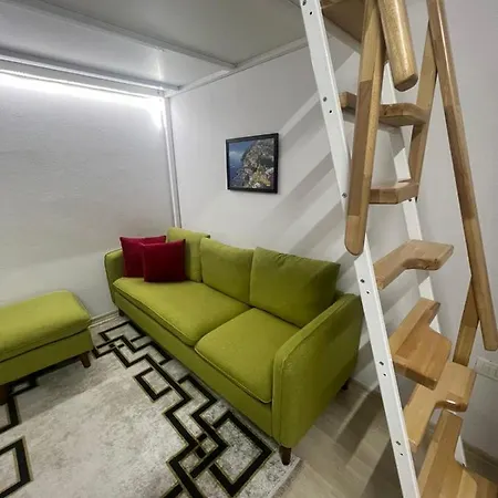 Comfy Close To Park تيرانا