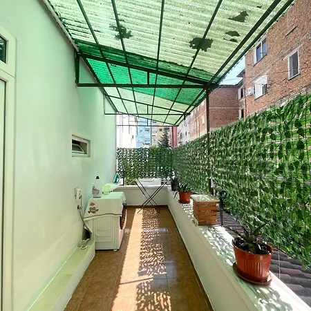 Appartamento Comfy Close To Park Tirana