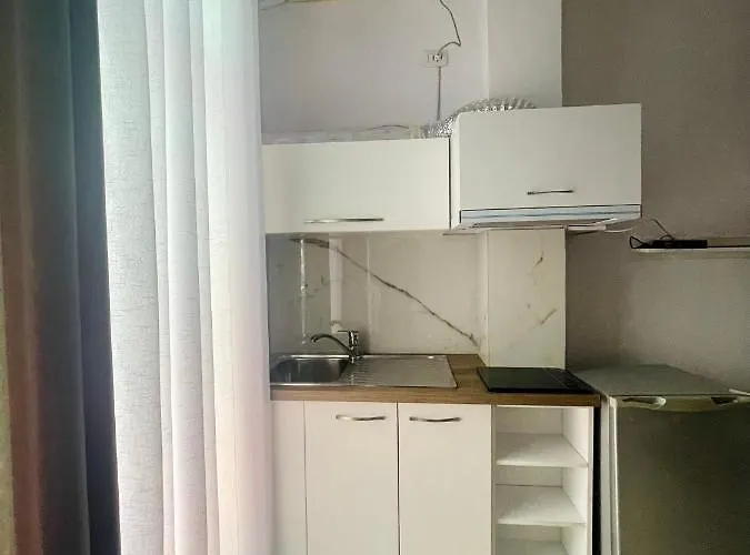 Comfy Close To Park * Tirana